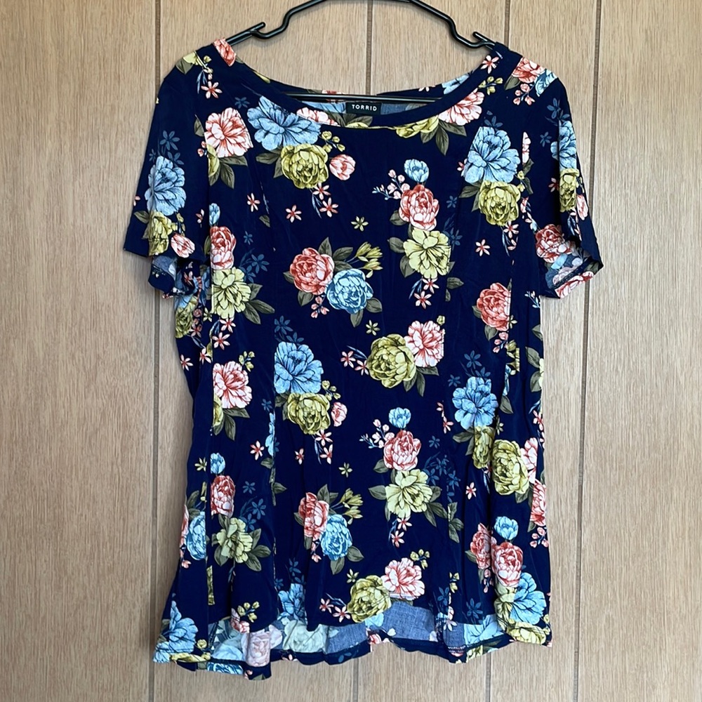 Torrid top